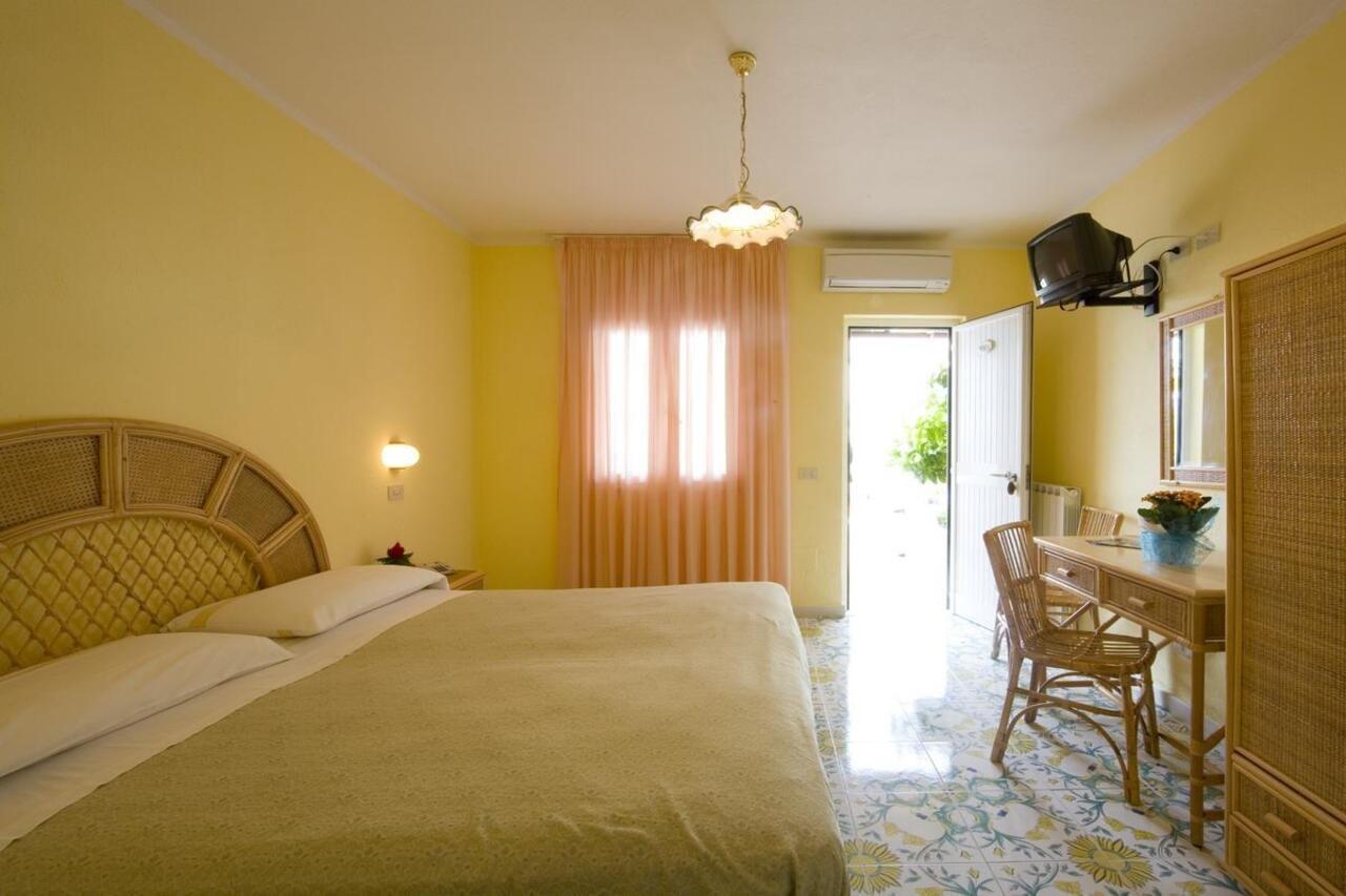 Hotel Terme Fiola Casamicciola Terme Zewnętrze zdjęcie